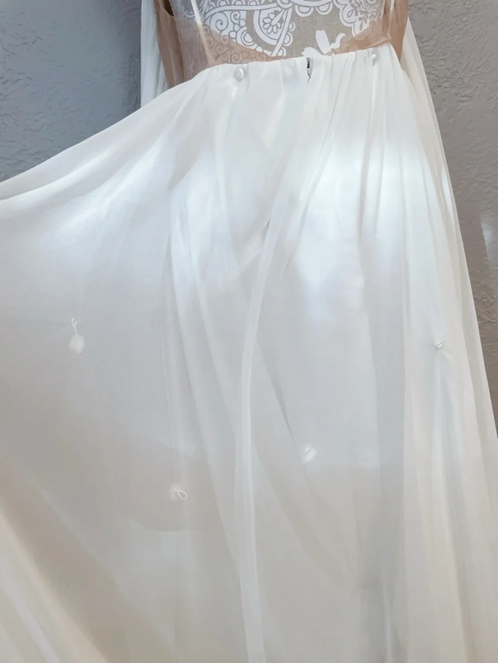 Truvelle Beaded Wedding Gown Size 14 Ivory Boho Lace Dress 30” waist - Like New - Picture 14 of 15